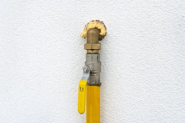 Gas Valve Placement